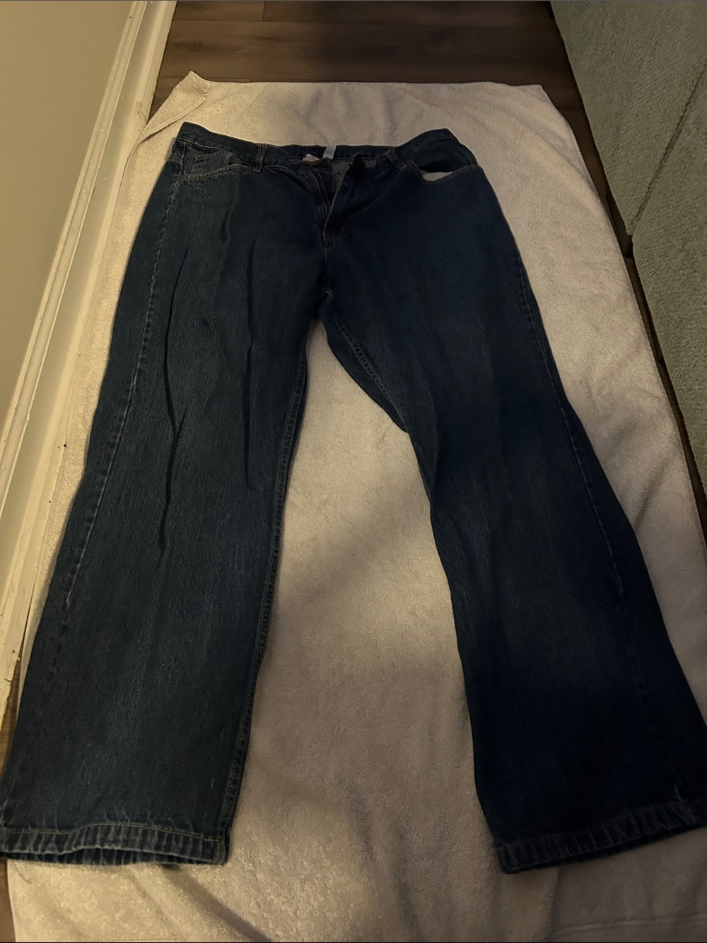 Men's Dark Blue Bootcut Jeans - Classic Fit